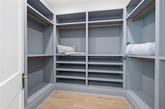 807 W WEST STREET, Tampa, FL 33602