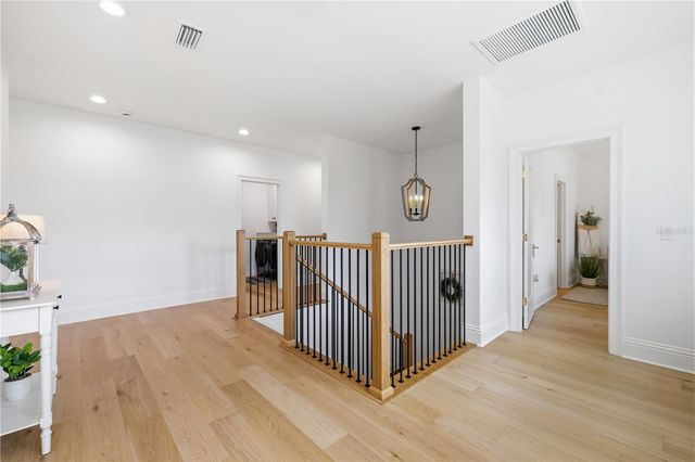 807 W WEST STREET, Tampa, FL 33602