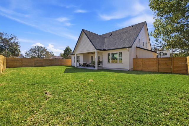 807 W WEST STREET, Tampa, FL 33602