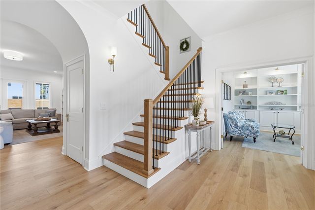 807 W WEST STREET, Tampa, FL 33602