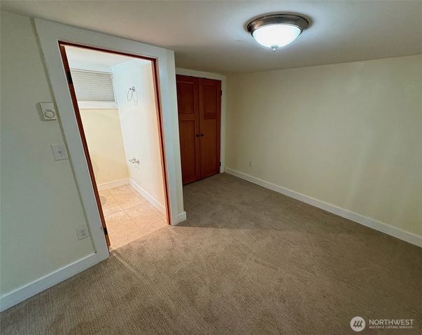 812 E Gwinn Place, Seattle, WA 98102