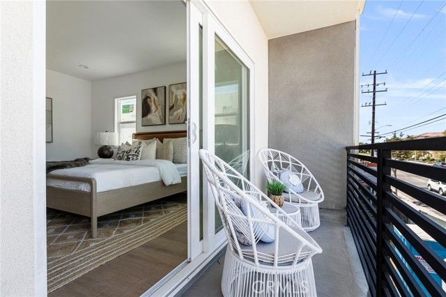 1014 W 223rd Street 1, Torrance, CA 90502