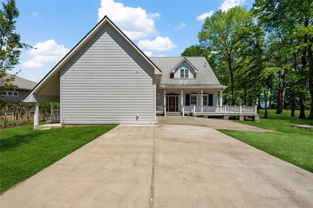 101 Oak Arbor Lane, Coldspring, TX 77331