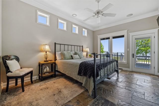 101 Oak Arbor Lane, Coldspring, TX 77331