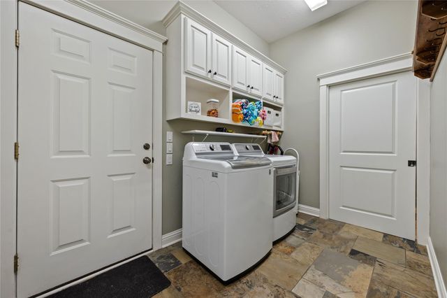 101 Oak Arbor Lane, Coldspring, TX 77331