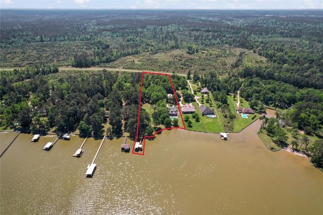 101 Oak Arbor Lane, Coldspring, TX 77331