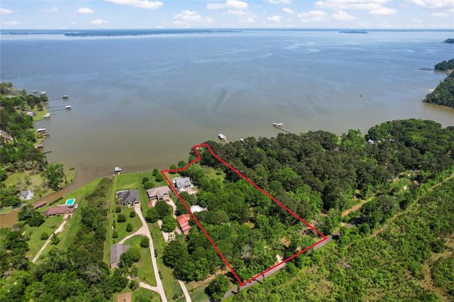 101 Oak Arbor Lane, Coldspring, TX 77331