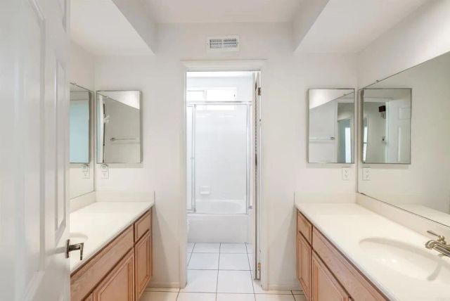 394 Moonstone Bay Dr., Oceanside, CA 92057