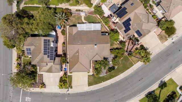 394 Moonstone Bay Dr., Oceanside, CA 92057