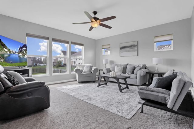 619 Black Hawk Drive, Marysville, OH 43040