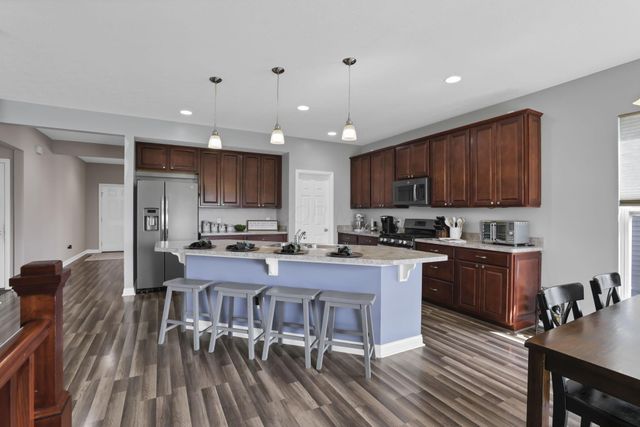 619 Black Hawk Drive, Marysville, OH 43040