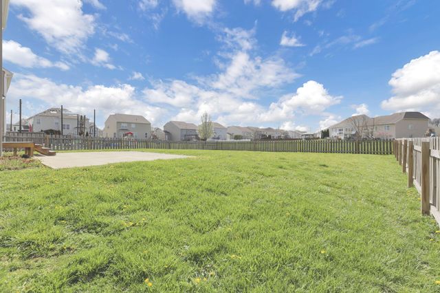 619 Black Hawk Drive, Marysville, OH 43040