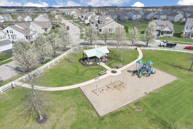 619 Black Hawk Drive, Marysville, OH 43040