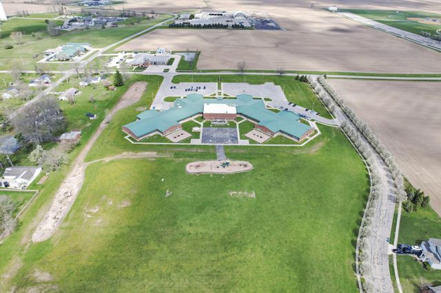 619 Black Hawk Drive, Marysville, OH 43040