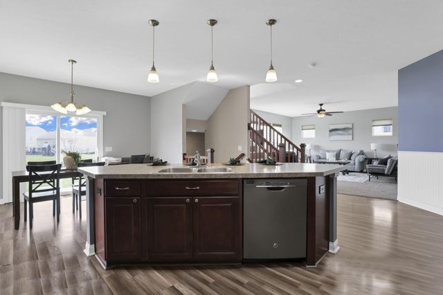 619 Black Hawk Drive, Marysville, OH 43040