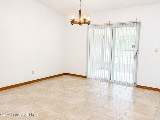 458 Borraclough Avenue NW, Palm Bay, FL 32907
