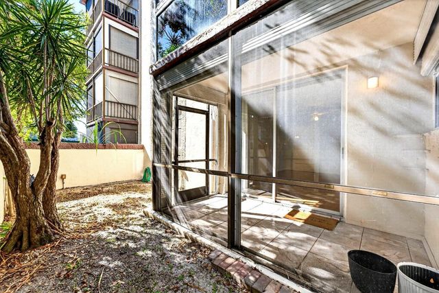 1681 NW 70th Avenue 102, Plantation, FL 33313