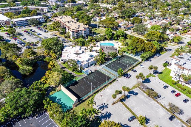 1681 NW 70th Avenue 102, Plantation, FL 33313