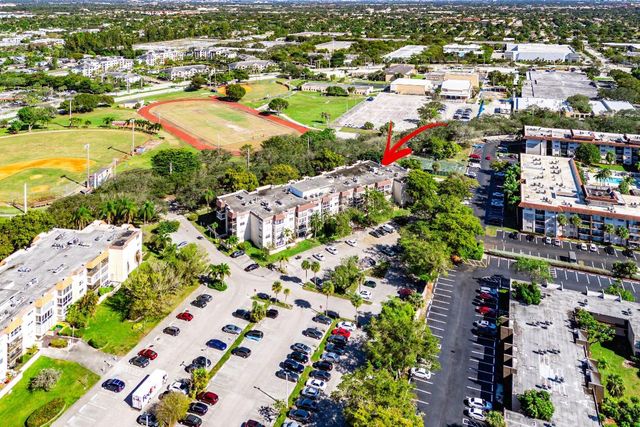 1681 NW 70th Avenue 102, Plantation, FL 33313