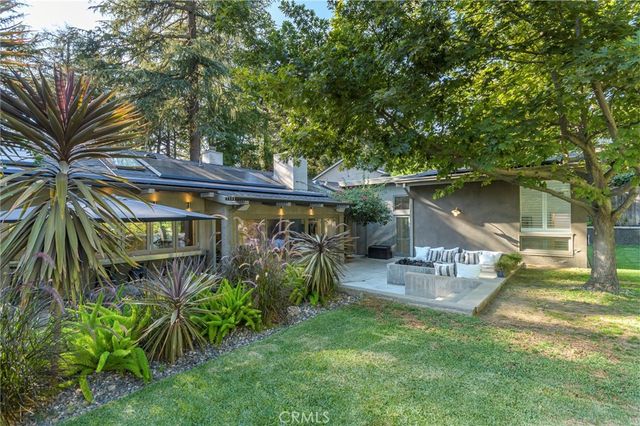 5128 Hillard, La Canada Flintridge, CA 91011