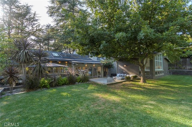 5128 Hillard, La Canada Flintridge, CA 91011