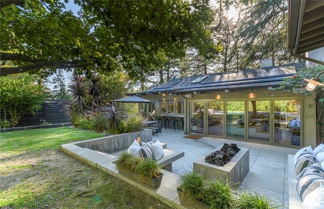 5128 Hillard, La Canada Flintridge, CA 91011