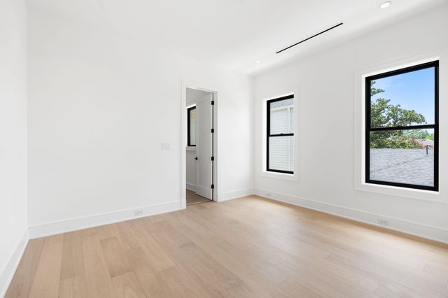 1116 Highland Street, Houston, TX 77009
