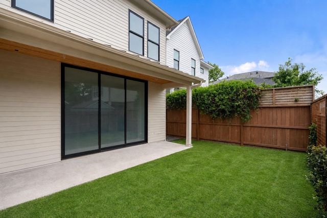 1116 Highland Street, Houston, TX 77009