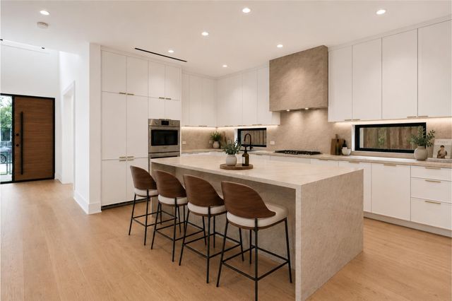 1116 Highland Street, Houston, TX 77009