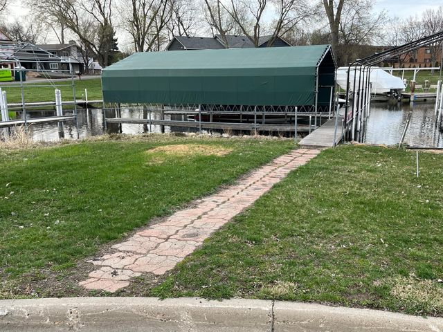 5335 Baywood Shores Drive, Mound, MN 55364