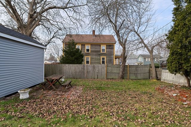 19 Shawmut Avenue 1, New Bedford, MA 02740