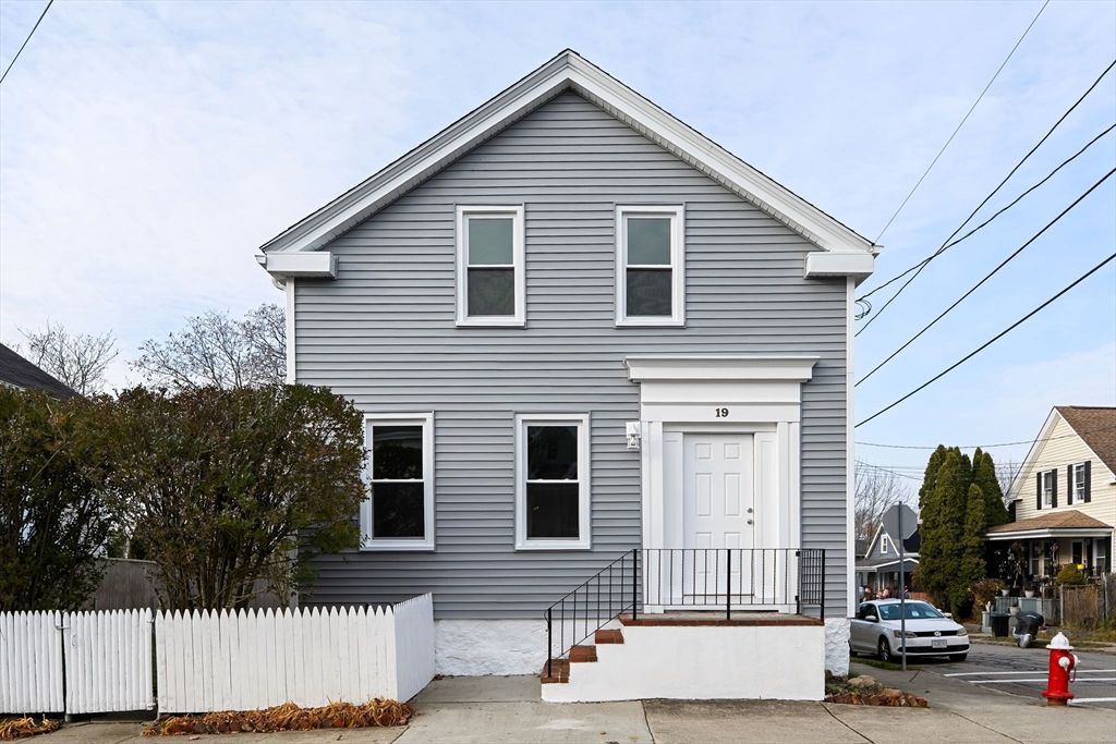 19 Shawmut Avenue 1, New Bedford, MA 02740