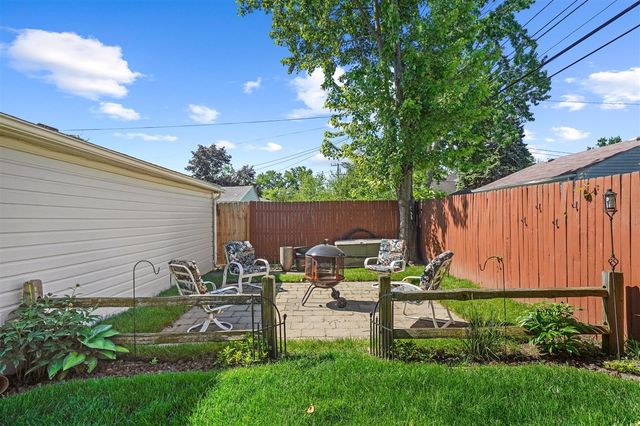 6017 Drexel Street, Dearborn Heights, MI 48127