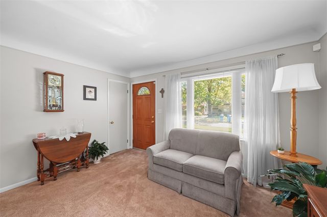 6017 Drexel Street, Dearborn Heights, MI 48127