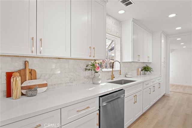 4703 Snowden, Lakewood, CA 90713