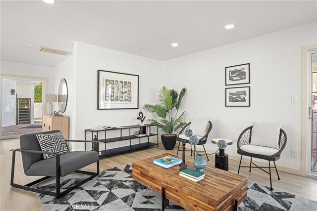 4703 Snowden, Lakewood, CA 90713