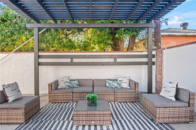 4703 Snowden, Lakewood, CA 90713