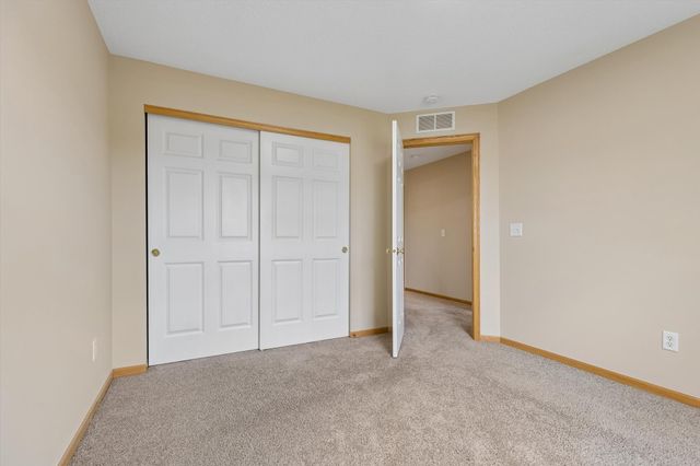 17232 Encina Path 2705, Farmington, MN 55024