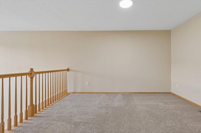 17232 Encina Path 2705, Farmington, MN 55024