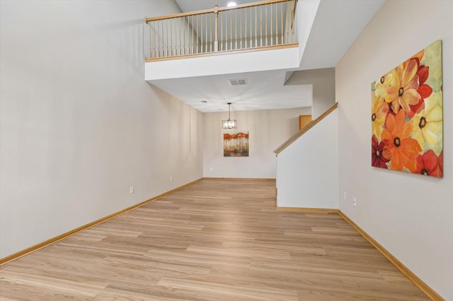 17232 Encina Path 2705, Farmington, MN 55024
