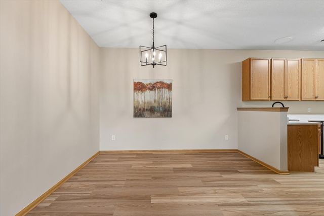 17232 Encina Path 2705, Farmington, MN 55024