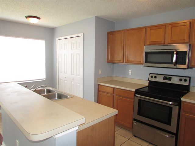 8532 EDGEWATER PLACE BOULEVARD, Tampa, FL 33615