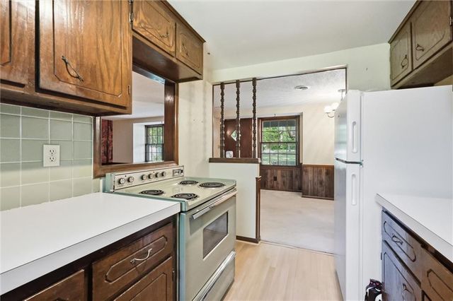 11310 Lister Drive, Kansas City, MO 64137