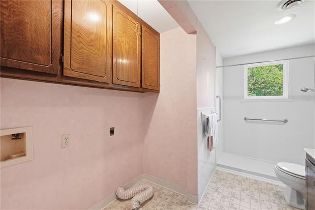 11310 Lister Drive, Kansas City, MO 64137