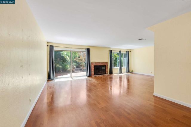 131 Ironwood, Oakland, CA 94605