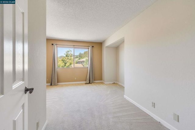 131 Ironwood, Oakland, CA 94605