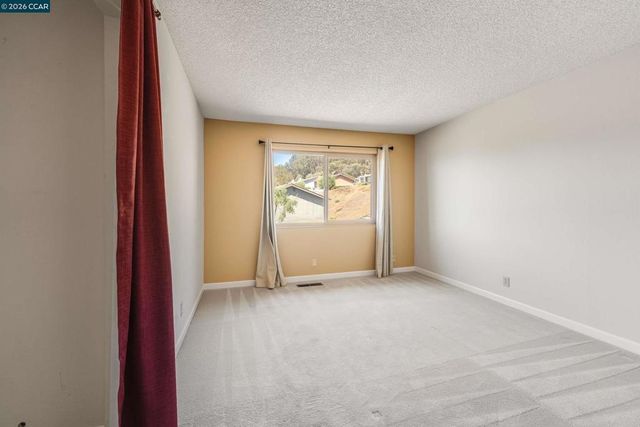 131 Ironwood, Oakland, CA 94605