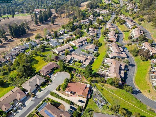 131 Ironwood, Oakland, CA 94605