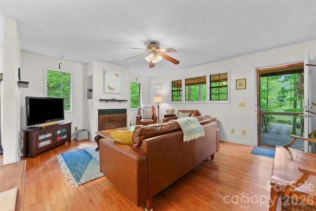 280 Timberside Drive, Mars Hill, NC 28754