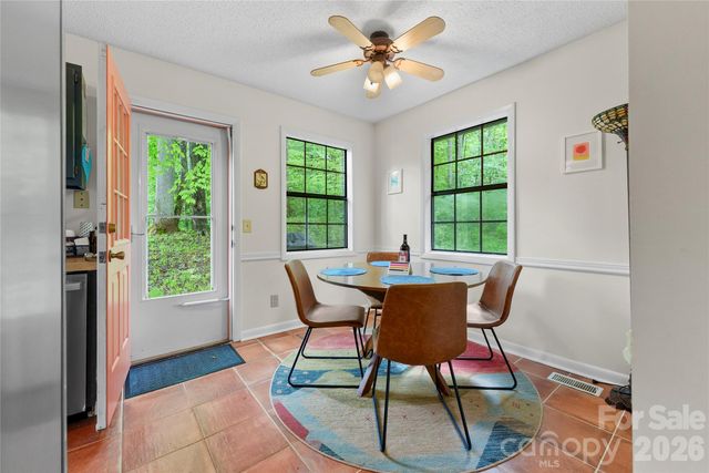 280 Timberside Drive, Mars Hill, NC 28754